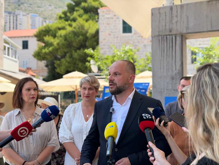 Slika galerije 2