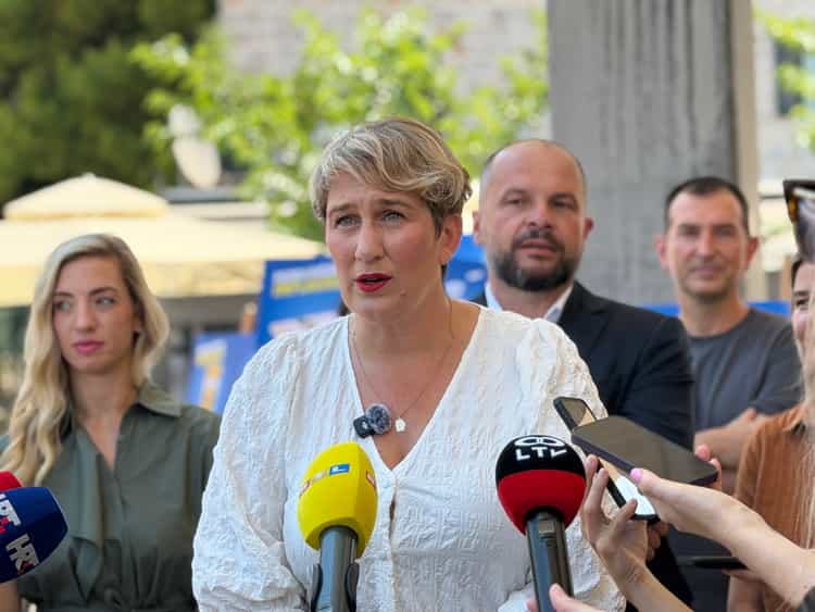 Slika galerije 1